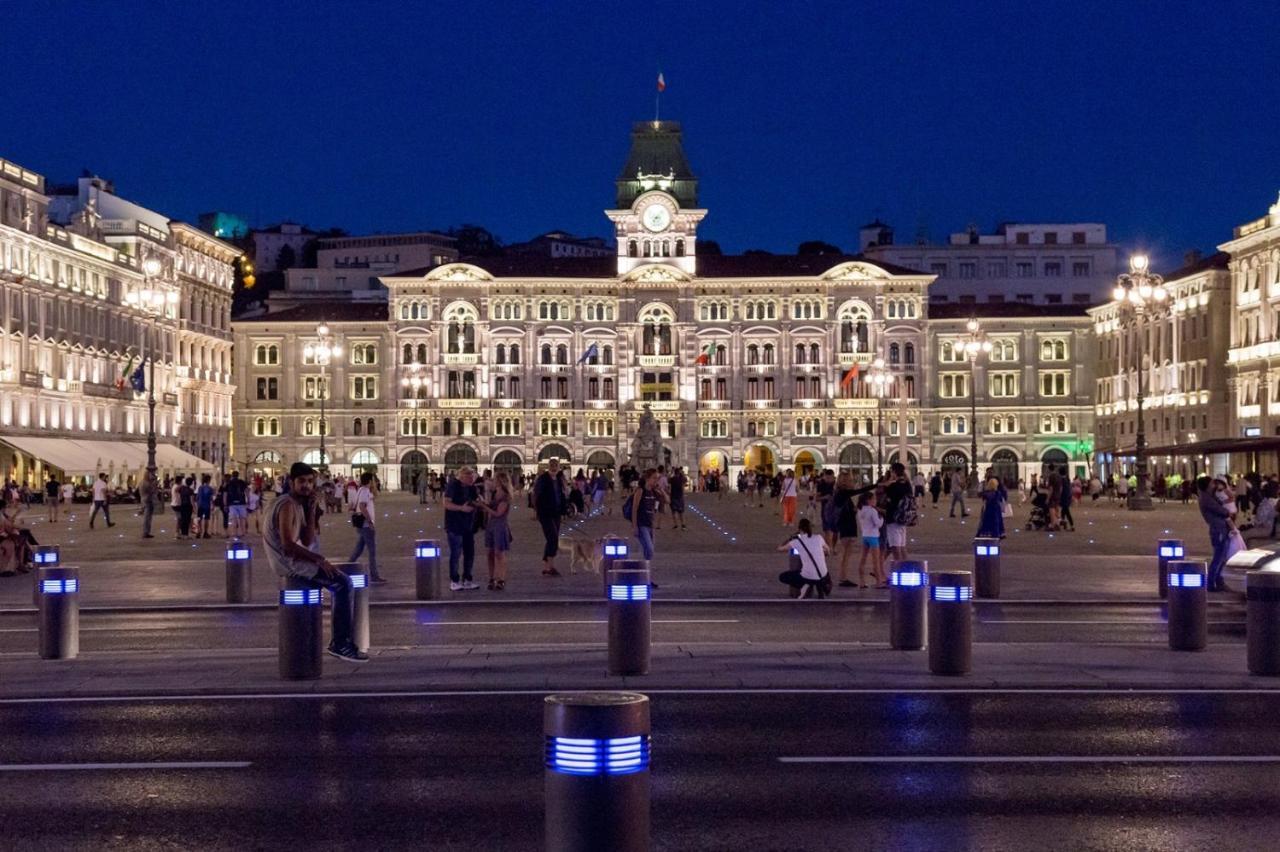 Grand Apartment Sissi Trieste Luaran gambar